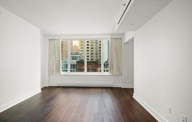 5 FRANKLIN PL