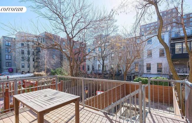 226 W 132 ST
