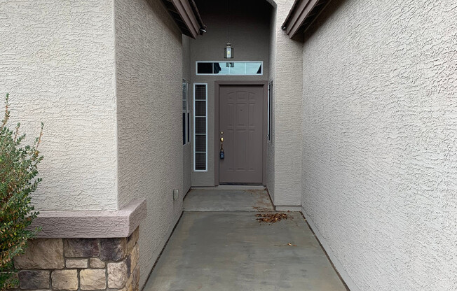 Very Nice 3 bedroom 2 bath home with a guest house