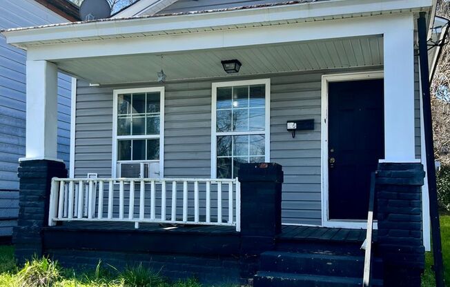 2 Bedroom Single Family Home in Southside AVAILABLE NOW!