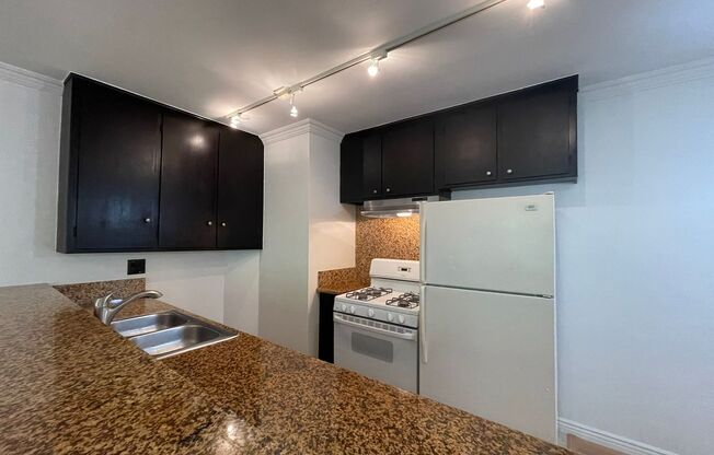 1 bed, 1 bath, 675 sqft, $2,495, Unit 6