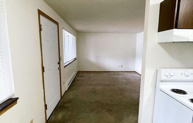 1 bed, 1 bath, 600 sqft, $1,195