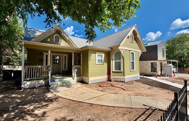 Modern Luxury in San Marcos' Premier Courtyard Community – Now Leasing!