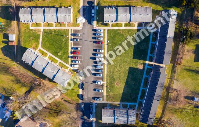 2 beds, 1 bath, 800 sqft, $1,095, Unit 118