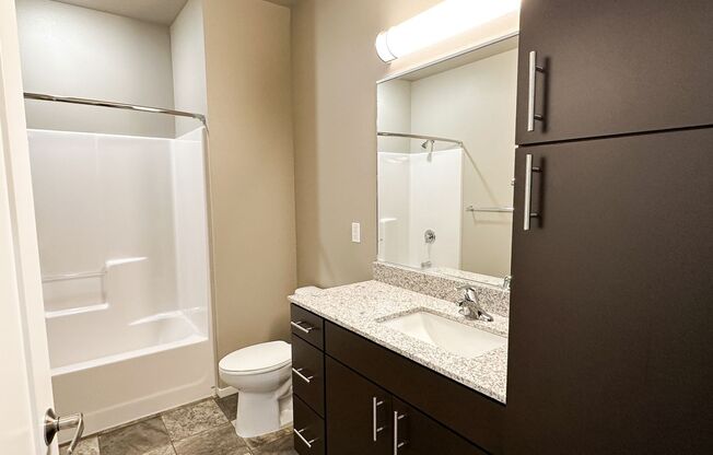 Studio, 1 bath, 567 sqft, $895