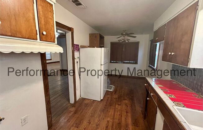 3 beds, 2 baths, $1,950