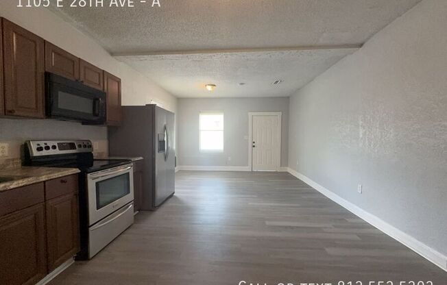 1105 E 28 AVE