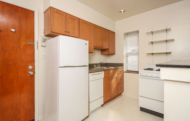 1 bed, 1 bath, 383 sqft, $1,699, Unit 1309-7