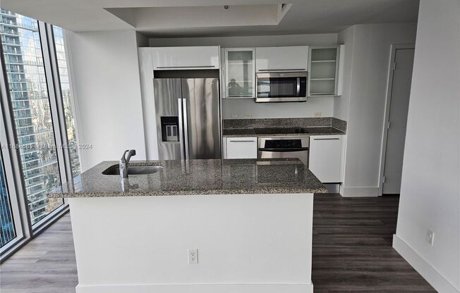 2 beds, 2 baths, 1,315 sqft, $4,650, Unit 888 Biscayne Blvd # 40-01 (A11688689)