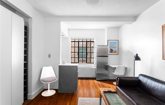 Studio, 1 bath, $2,800, Unit 1710