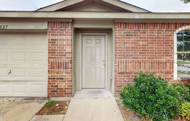 4 beds, 2 baths, $1,895