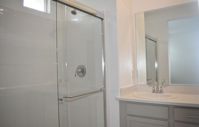 3 beds, 2.5 baths, $2,345