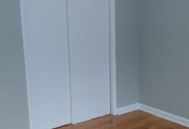 2 beds, 1 bath, 850 sqft, $1,650, Unit Apt 1