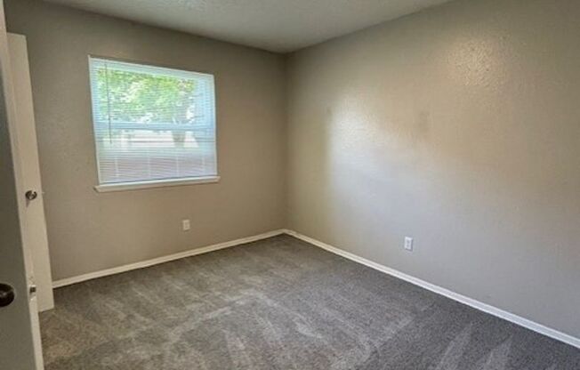 2 beds, 2 baths, 1,034 sqft, $905