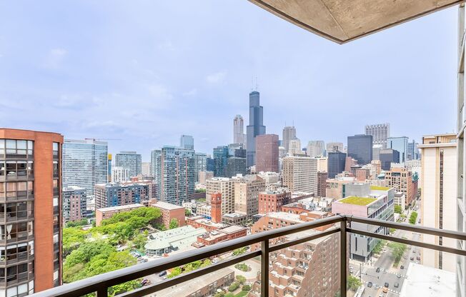 1 bed, 1 bath, 642 sqft, $2,299, Unit 1711