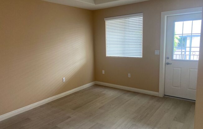 2 beds, 2 baths, 957 sqft, $2,595, Unit 21