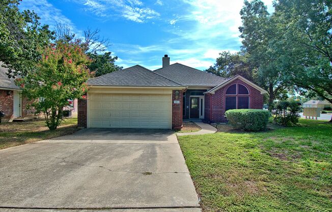 Gorgeous Single Story 3 Bed House on Corner Lot in Parkview Estates Georgetown