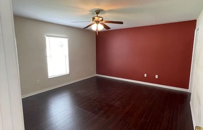 3 beds, 2 baths, $2,000