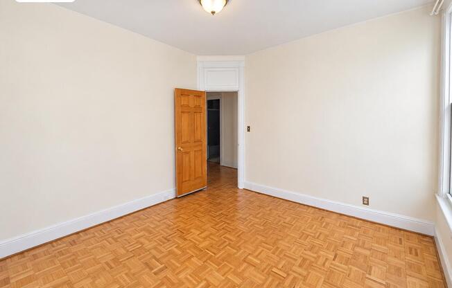 3 beds, 2 baths, $4,500, Unit 2
