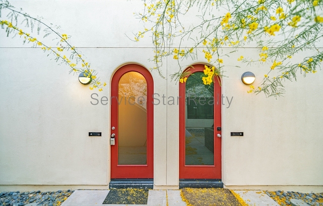 620 N 4 AVE
