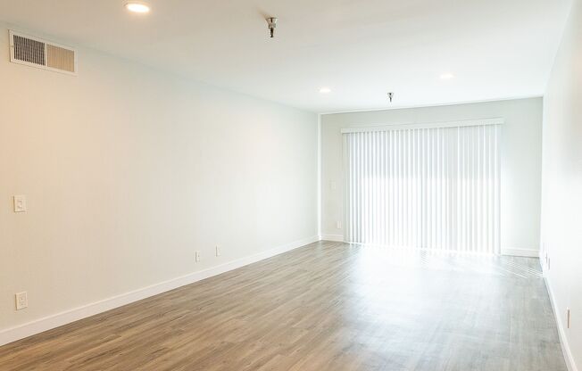 1 bed, 1 bath, 850 sqft, $2,275, Unit 308