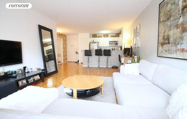 1 bed, 1 bath, $5,500, Unit 9E