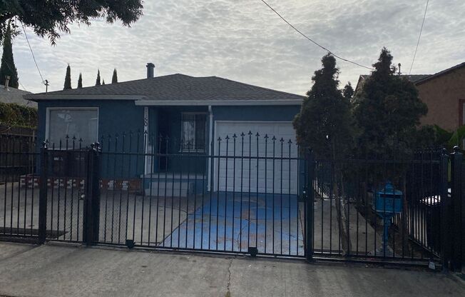 Updated 3 Bed 2 Bath House in Oakland - Coming Soon !!!