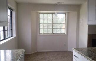 2 beds, 1 bath, $2,300, Unit # 2