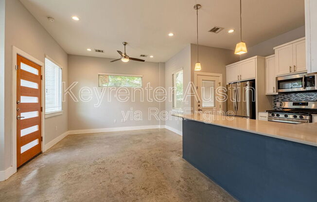 1003 VALDEZ ST
