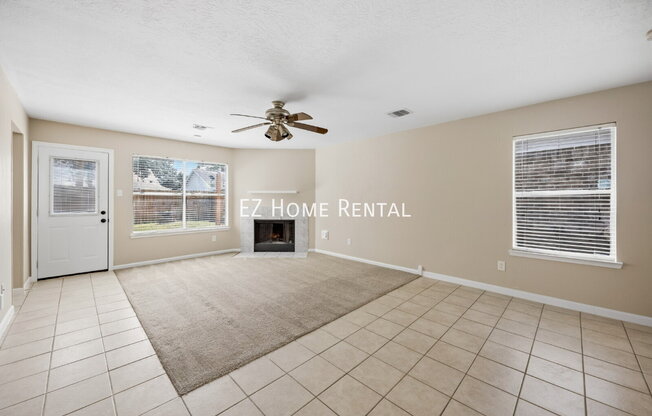 802 OAK W DR