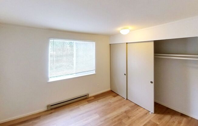 2 beds, 1 bath, 784 sqft, $1,895, Unit 21