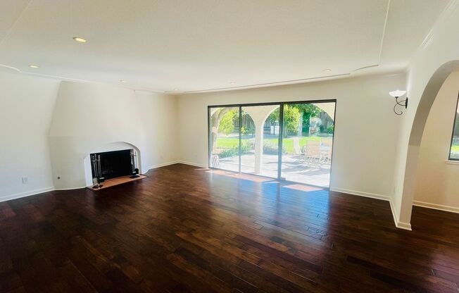 Extraordinary home with expansive yard on a flag lot in Mountain View.  Great Location and Schools.