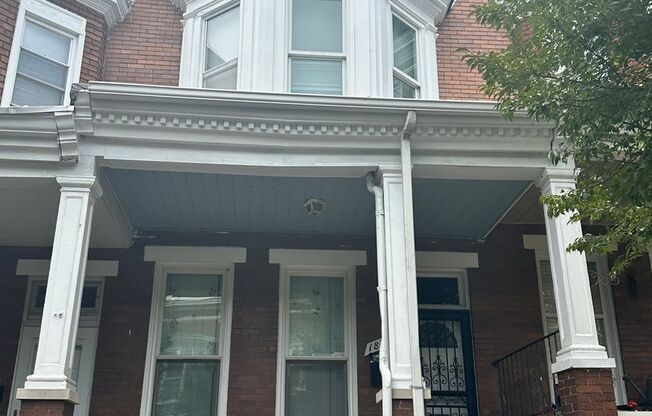 Spacious Home! Finished Basement! W/D! Available Now!