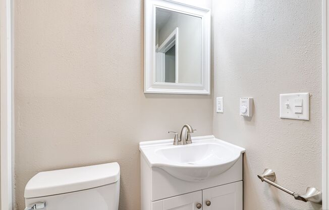 1 bed, 1 bath, 425 sqft, $999, Unit 3030 - i1B