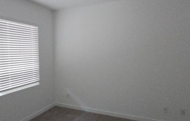 Newly built 3bed 2 bath townhome in mesa