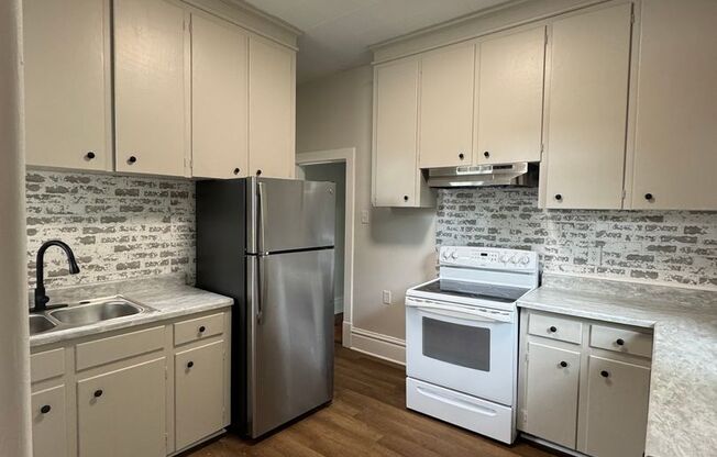 (15) 915 &amp; 920 Hamilton Blvd (Hamilton Blvd, LLC)
