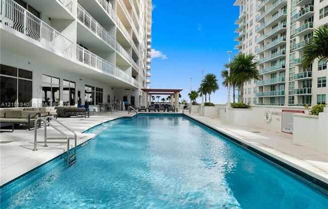 1 bed, 1 bath, $3,500, Unit # 1907