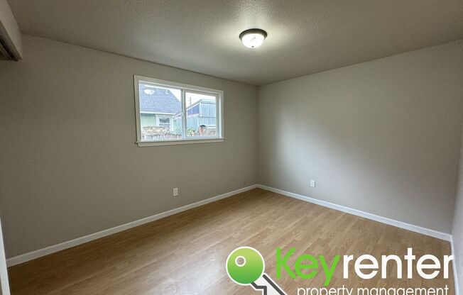 3 beds, 1 bath, $2,450