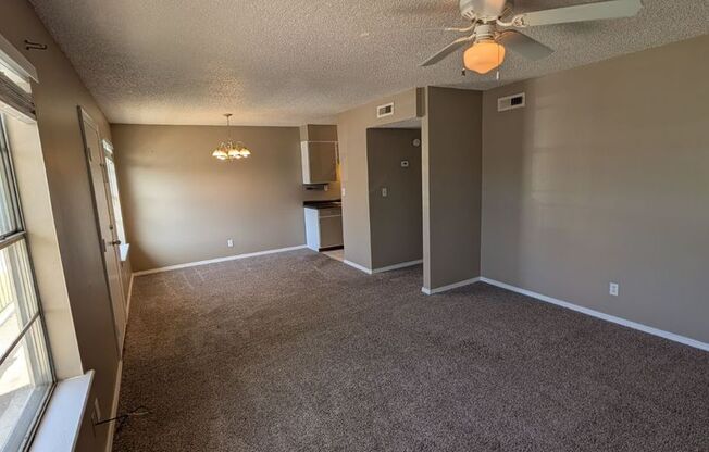 2 beds, 1 bath, 900 sqft, $850, Unit 110F