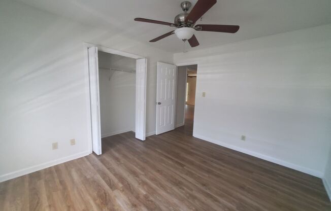 3 beds, 2 baths, $1,200