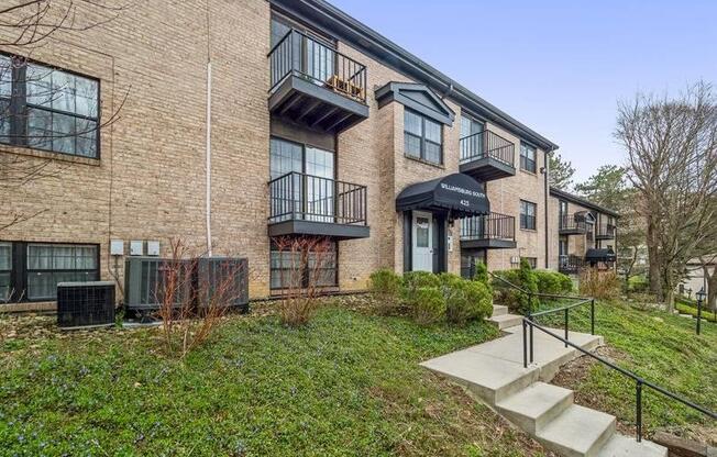 Courtyard View at Williamsburg South, Pittsburgh