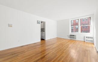 Studio, 1 bath, $2,300, Unit 6B