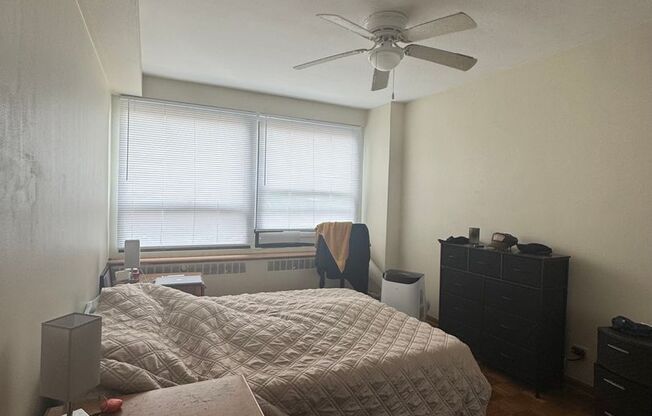 1 bed, 1 bath, 700 sqft, $1,750, Unit 418-1008