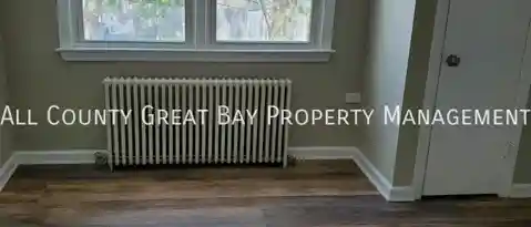 37 MAPLEWOOD RD