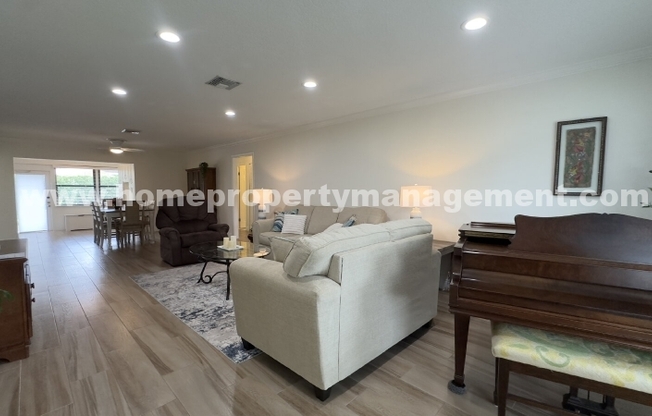 9900 CHESTNUT TREE TER
