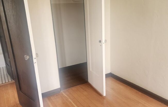 1 bed, 1 bath, 500 sqft, $2,050, Unit 07