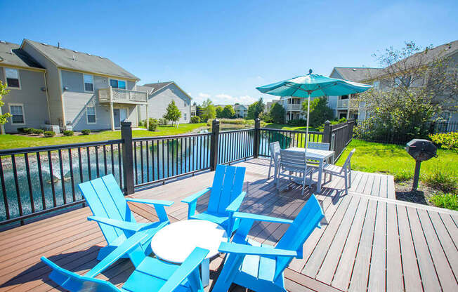 Sun Decks at Perimeter Lakes Apartments, Ohio