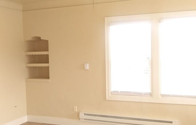 25-45 W. Tenth street