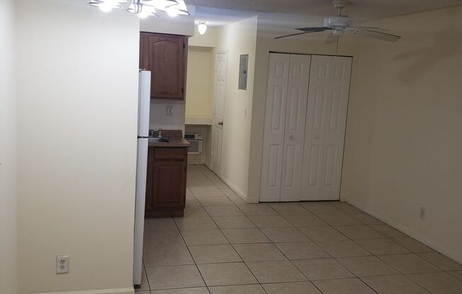 Studio, 1 bath, 403 sqft, $1,300, Unit 978 #20