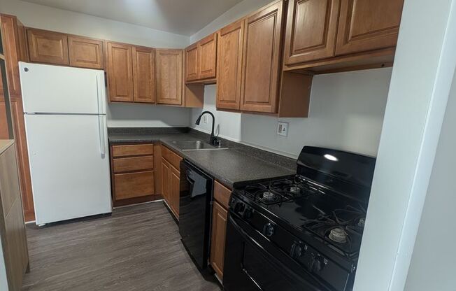 Bristol House Apartments